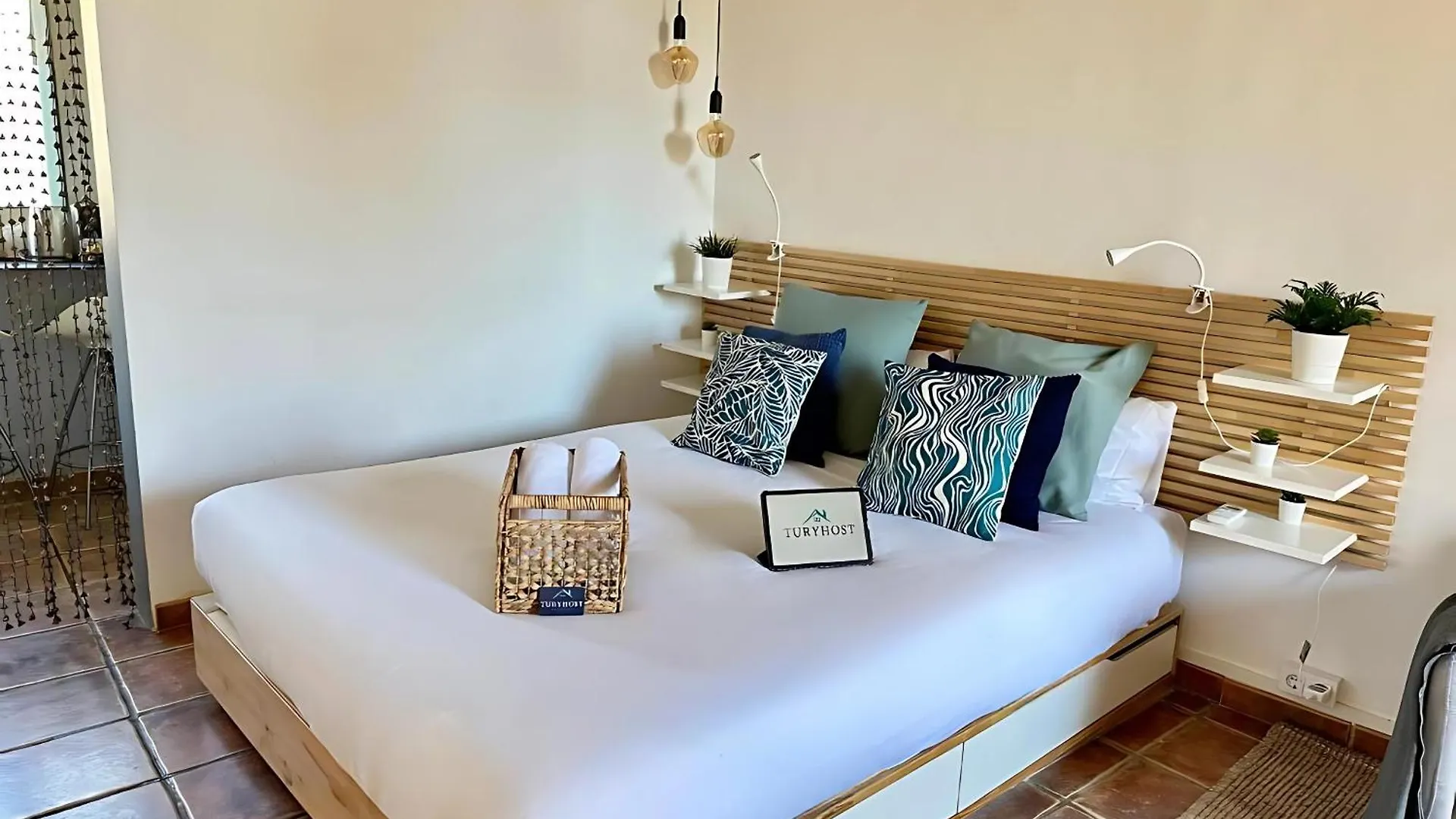Taulat Loft L Poblenou Beach L Self Check In L Terrace Penthouse Barcelona 0*,