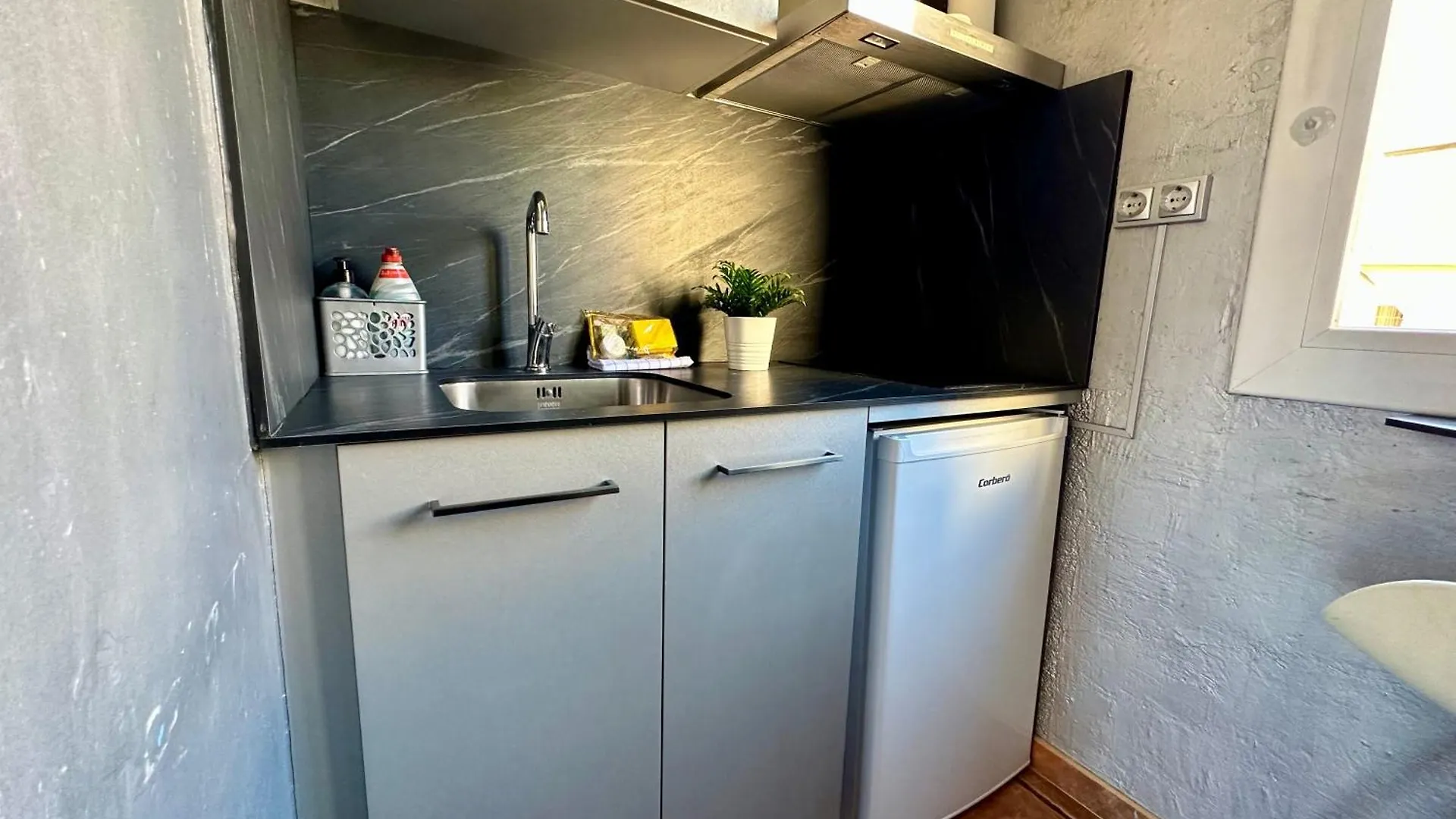 Taulat Loft L Poblenou Beach L Self Check In L Terrace Penthouse Barcelone