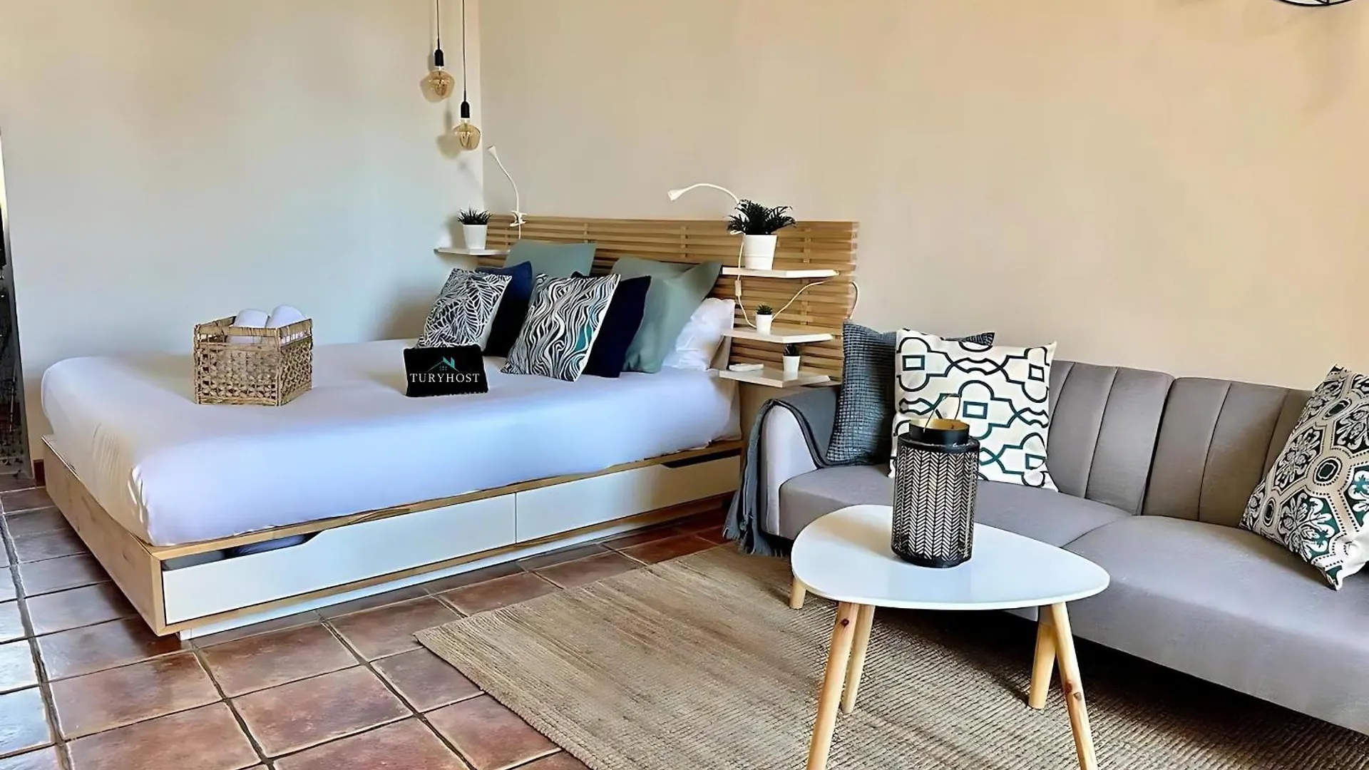 Taulat Loft L Poblenou Beach L Self Check In L Terrace Penthouse Barcelone