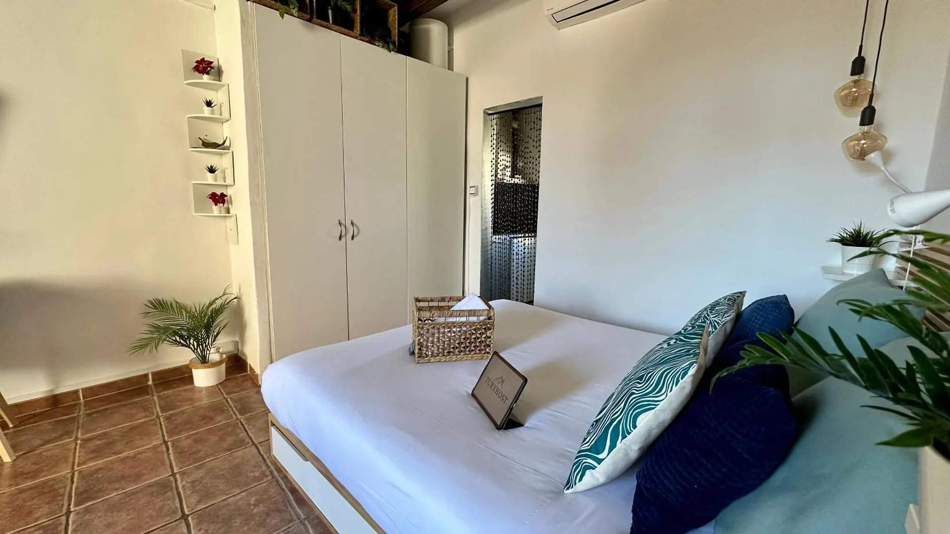 Taulat Loft L Poblenou Beach L Self Check In L Terrace Penthouse Barcelone